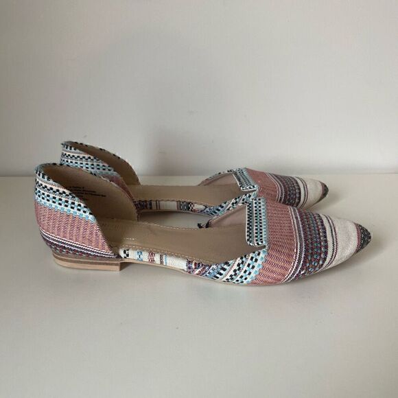 ISAAC MIZRAHI Pointy Toe Flats Womens Size 8 Canvas Stripe Aztec Boho Sandals - Picture 1 of 9